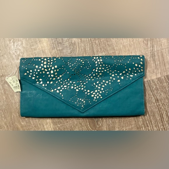 NWT American Eagle Wristlet - Picture 1 of 3